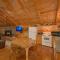 Affordable Hot tub cabin Cozy Quiet