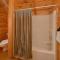 Affordable Hot tub cabin Cozy Quiet