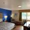 California Inn and Suites Bakersfield
