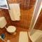 Apartment and rooms Roko