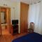 Hostal Prada Borges