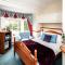 Trivelles Waterhall Country Gatwick Hotel & airport parking