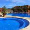 VILLA DE STANDING --PISCINE - MER - BOULODROME - TENNIS