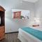 Howard Johnson by Wyndham Rapid City