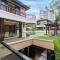 HaitangBay Loosen Coast Resort Villas