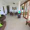 Villa Rinisha Rumah Senja Temukus Lovina