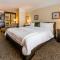 Le St-Martin Hotel & Suites