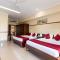 West End Hotel Opp Bombay Hospital