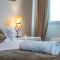 Bright airy spacious apartment