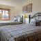 Lake Forest 101B
