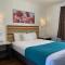 Sandyland Reef Inn