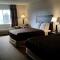 Days Inn & Suites by Wyndham Vancouver - فانكوفر
