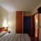 Hostal Prada Borges