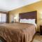 Quality Inn & Suites near Downtown Mesa - Mesa