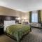 Quality Inn & Suites Des Moines - Merle Hay Road
