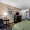 Quality Inn & Suites Des Moines - Merle Hay Road