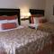 Harborview Inn & Suites-Convention Center-Airport-Gaslamp-Seaworld-Zoo-Balboa Park - San Diego