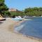 Apartments with parking space Supetar, Brac - 16656