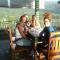 One Homestay and Warung