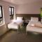 1010 Hotel - Маніла