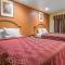 Woodridge Inn and Suites