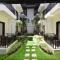 RedDoorz Plus near Mall Bali Galeria 2