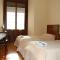 Hostal Paris