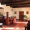 Hôtel et Restaurant Le Manoir - Echangeur A7-A9 - 24h-24h