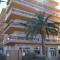 Fabuloso apartamento familiar con piscina en Salou - Salou