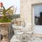 Jasmine Modica Luxury House