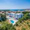 Villa Star 6 a centrally located ap. with a pool - Novalja