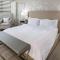 The Rushmore Hotel & Suites