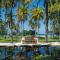 Sira Beach House