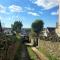Rooftops Braunton, Stylish Beach House - Fantastic Views - Hot Tub hire - Sleeps 8