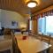 Apartment Rentun Maja