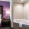 Econo Lodge Inn & Suites North Little Rock near Riverfront
