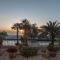 105 Kings Palace - Fabulous 2 Bed, 2 bath, Large Patio with Garden - Sea Views