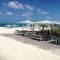 Alexander's Apartments - Providenciales