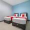 RedDoorz @ Raya Tidar