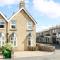 Central Stamford Townhouse With Parking - Stamford