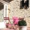 LA DEMEURE Bed and Breakfast