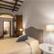 Il Simposio Suite-Housea Travel