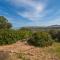 Villa immersa nel verde con meravigliosa vista mare