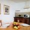 FREE Apartment - Bei der Markthalle - 罗伊特林根