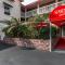 Ramada by Wyndham Costa Mesa/Newport Beach - Costa Mesa