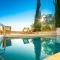 Siora Tanto Rustic Villa