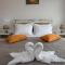 Coral Sea Apartment