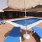 CERCADO DEL MEDIO, CHALET con PISCINA PRIVADA