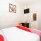 OYO 425 Mojokerto Guesthouse