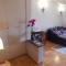 Athens-Plaka, Peter’s beautiful apartment in Temple of Zeus - أثينا